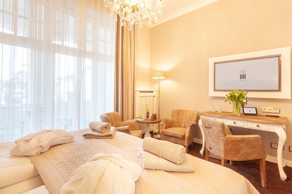 TV and multimedia, Photo of the whole room, Seating area