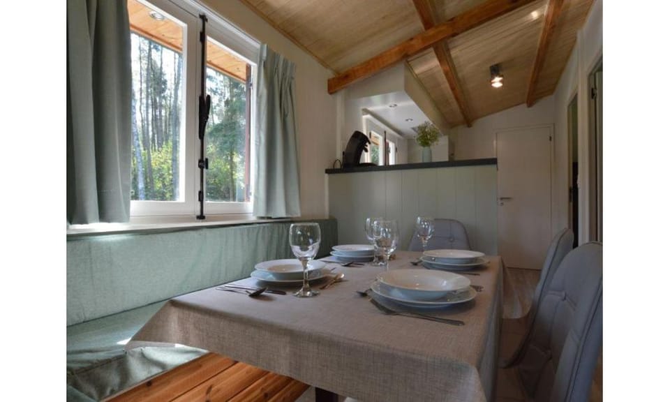 Bungalow aan de Visbeekvallei Chalet in North Brabant (province)