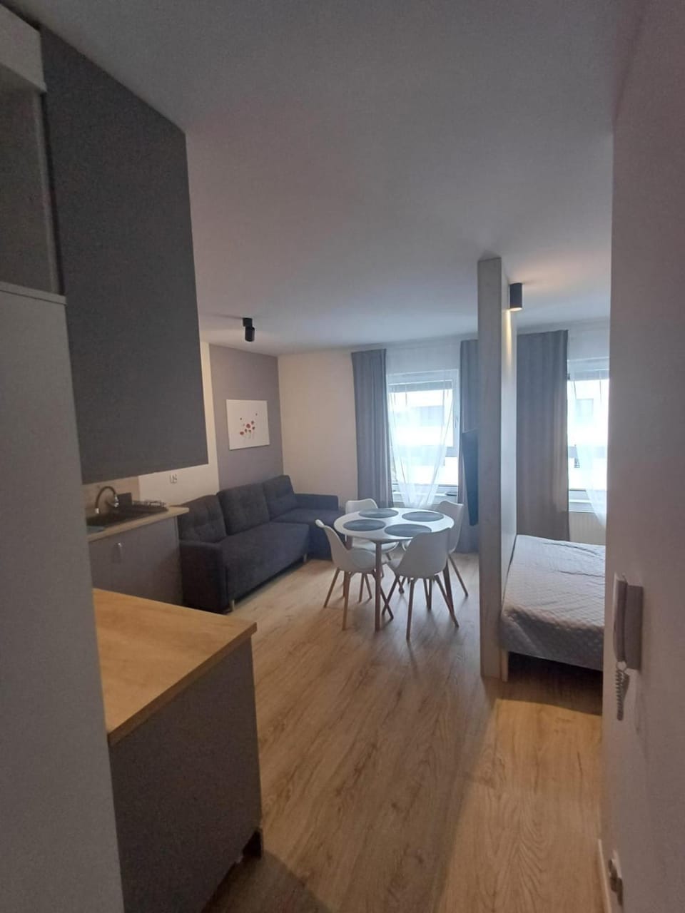 Photo of the whole room