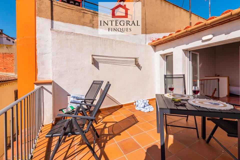 Off site, Balcony/Terrace, Balcony/Terrace