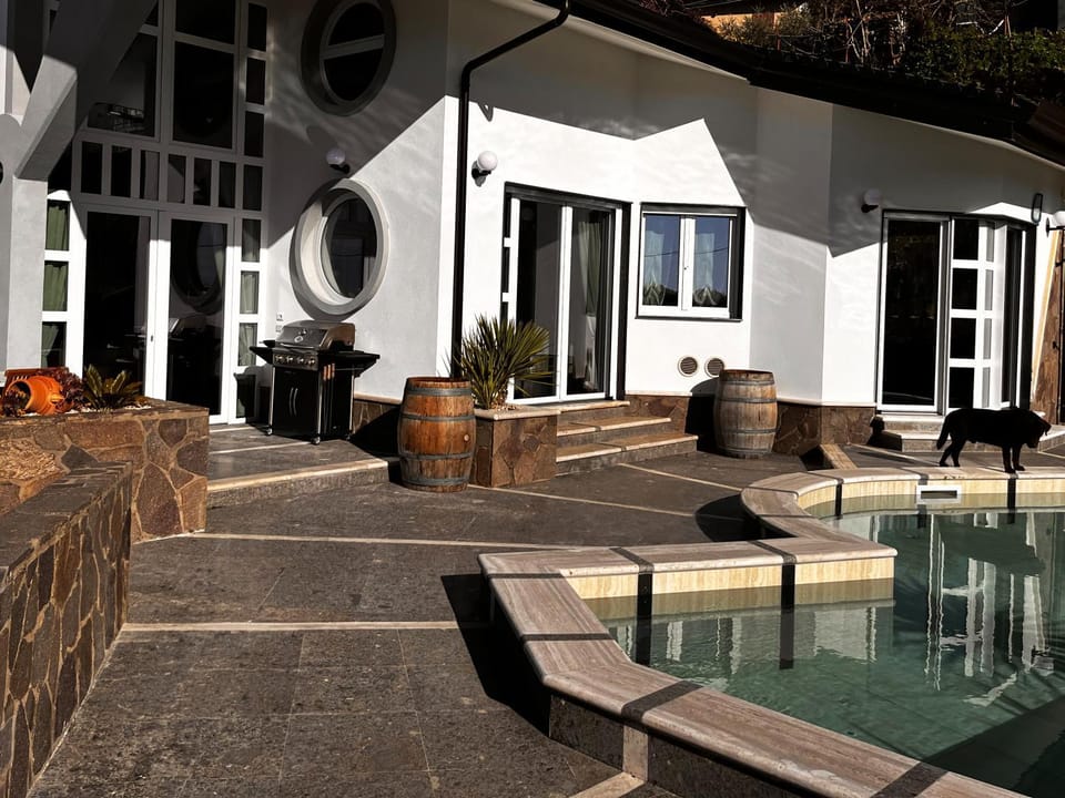 Property building, BBQ facilities, Swimming pool