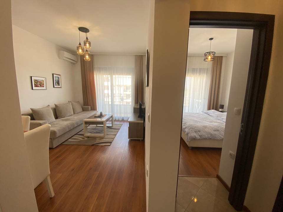 View (from property/room), Living room, Photo of the whole room, Seating area, Bedroom, Guests
