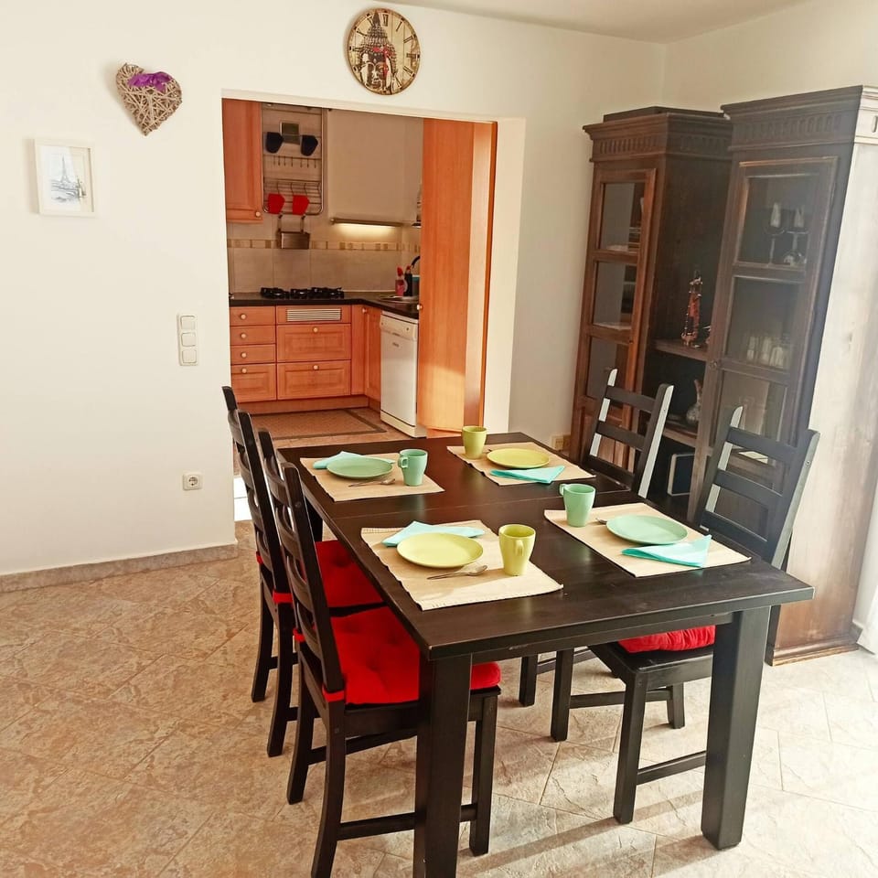 Casa Tamara 1 - quiet flat with Pool great view of the mountains and the sea Apartment in Abona