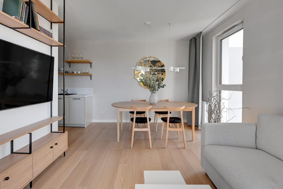 TV and multimedia, Living room, Photo of the whole room, Decorative detail, Dining area, Area and facilities
