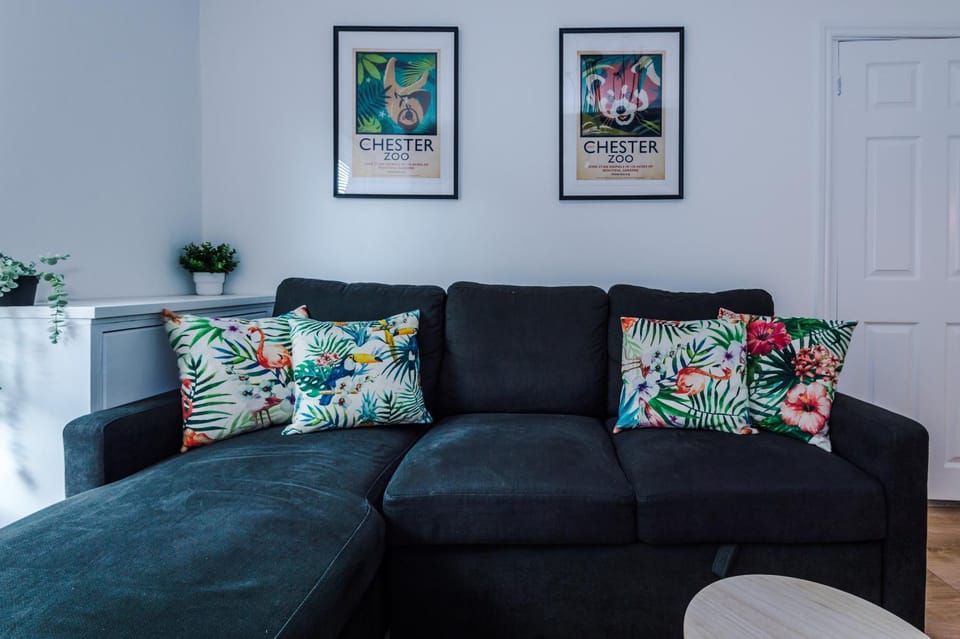 Living room, Seating area