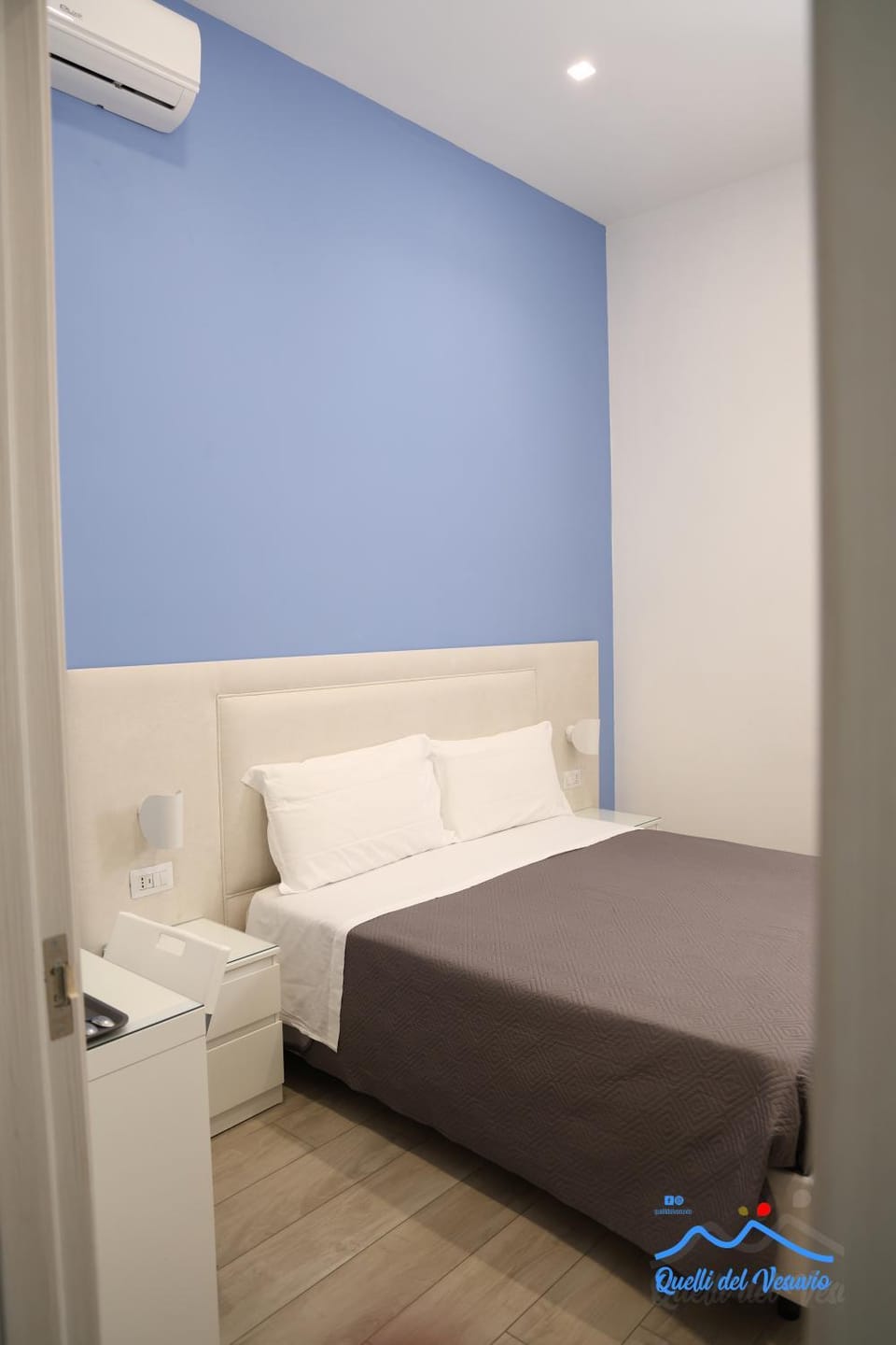 Quelli del Vesuvio - Affittacamere Garibaldi Central Station near to Historical Center Bed and Breakfast in Naples