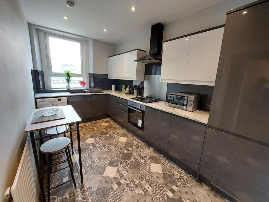 Newly Renovated Oliver Apartment Apartment in Hawick