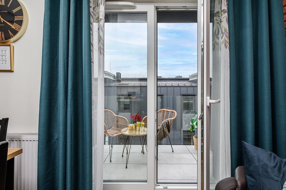 View (from property/room), Balcony/Terrace