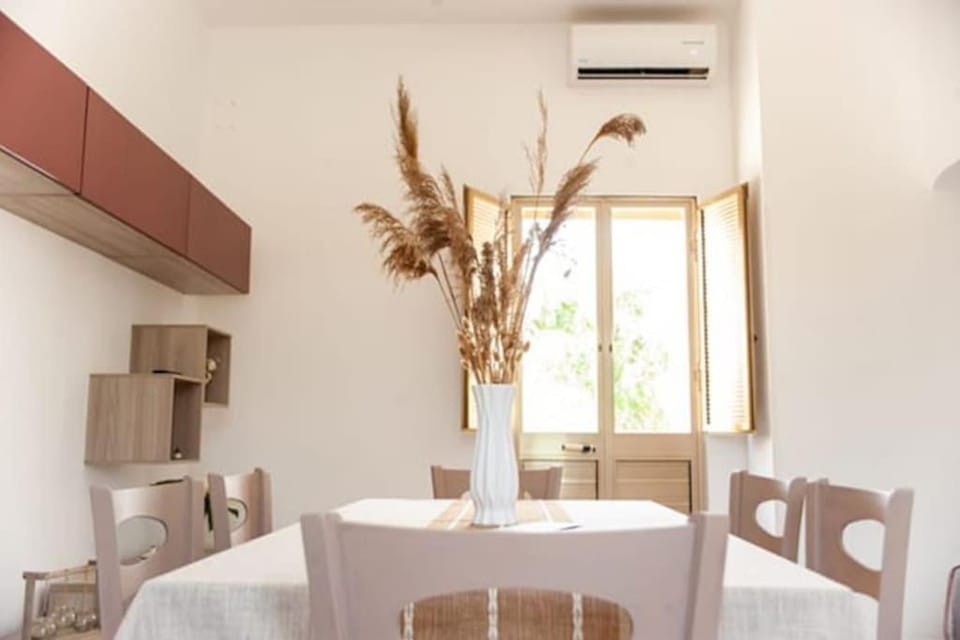 Living room, air conditioner