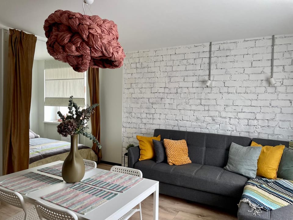 Living room, Photo of the whole room, Seating area, Bedroom