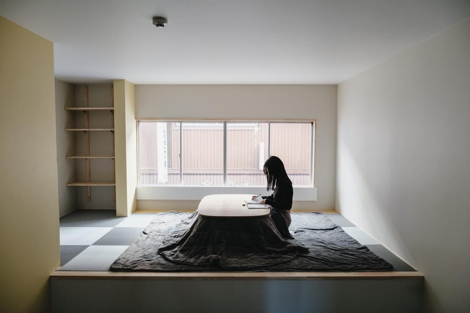 Communal lounge/ TV room