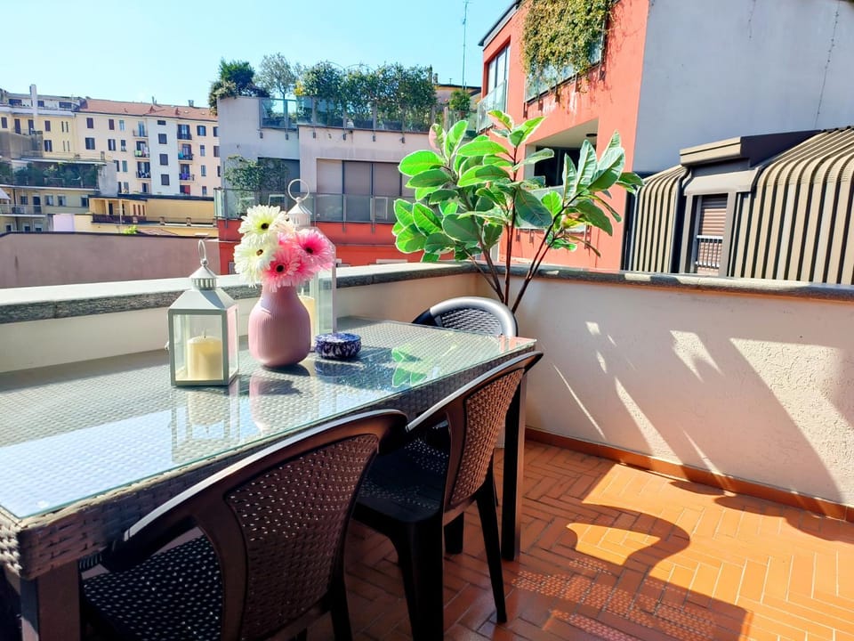 Balcony/Terrace, Balcony/Terrace, Inner courtyard view