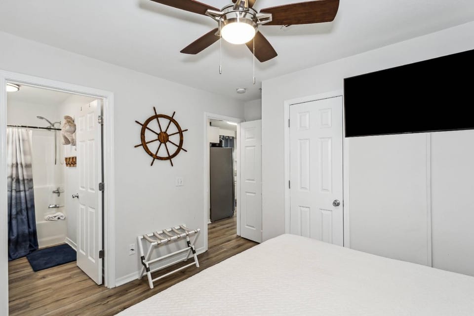 Gulf Island Condos Unit 514 House in Pensacola Beach