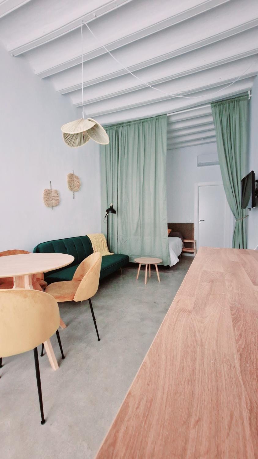 Photo of the whole room