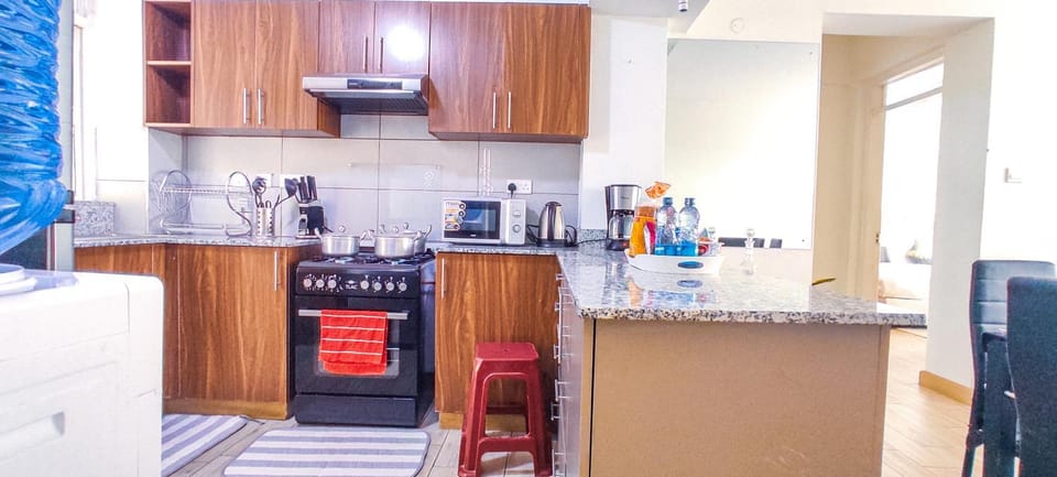 Coffee/tea facilities, Kitchen or kitchenette, Dining area, dishwasher, minibar, oven, pet friendly, stove, toaster