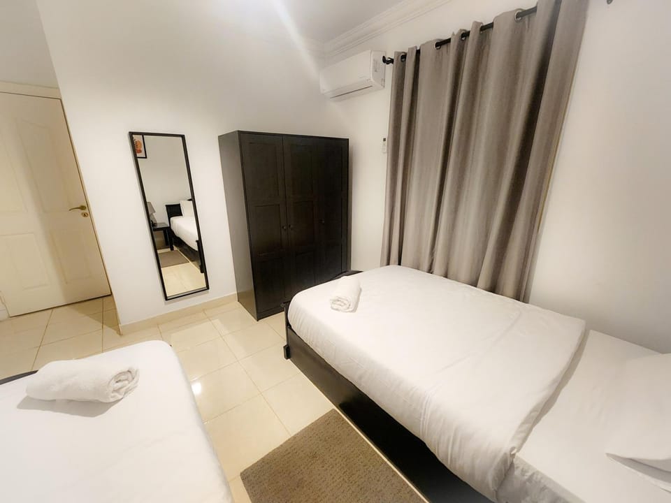Bed, Bedroom, wardrobe