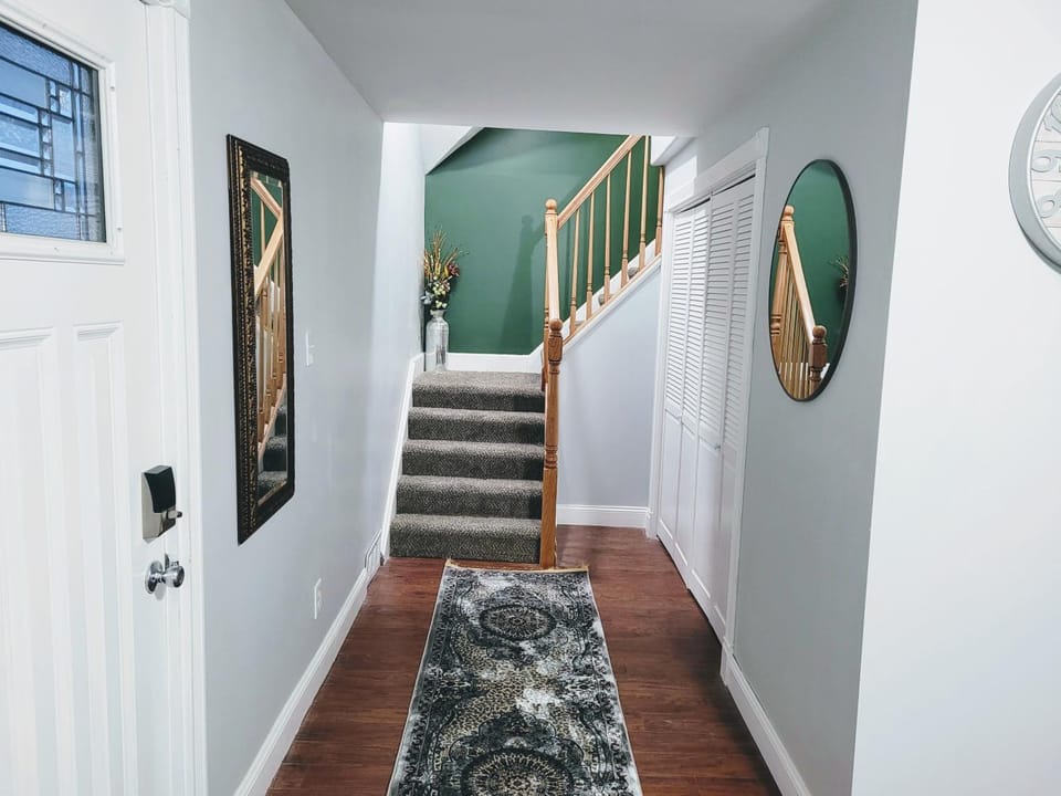 storage, wardrobe
