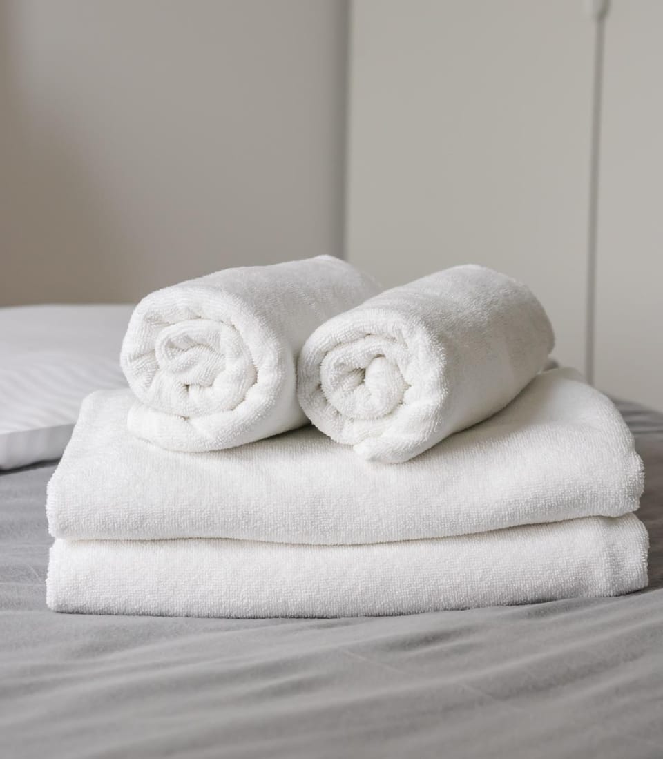 Bed, Photo of the whole room, towels
