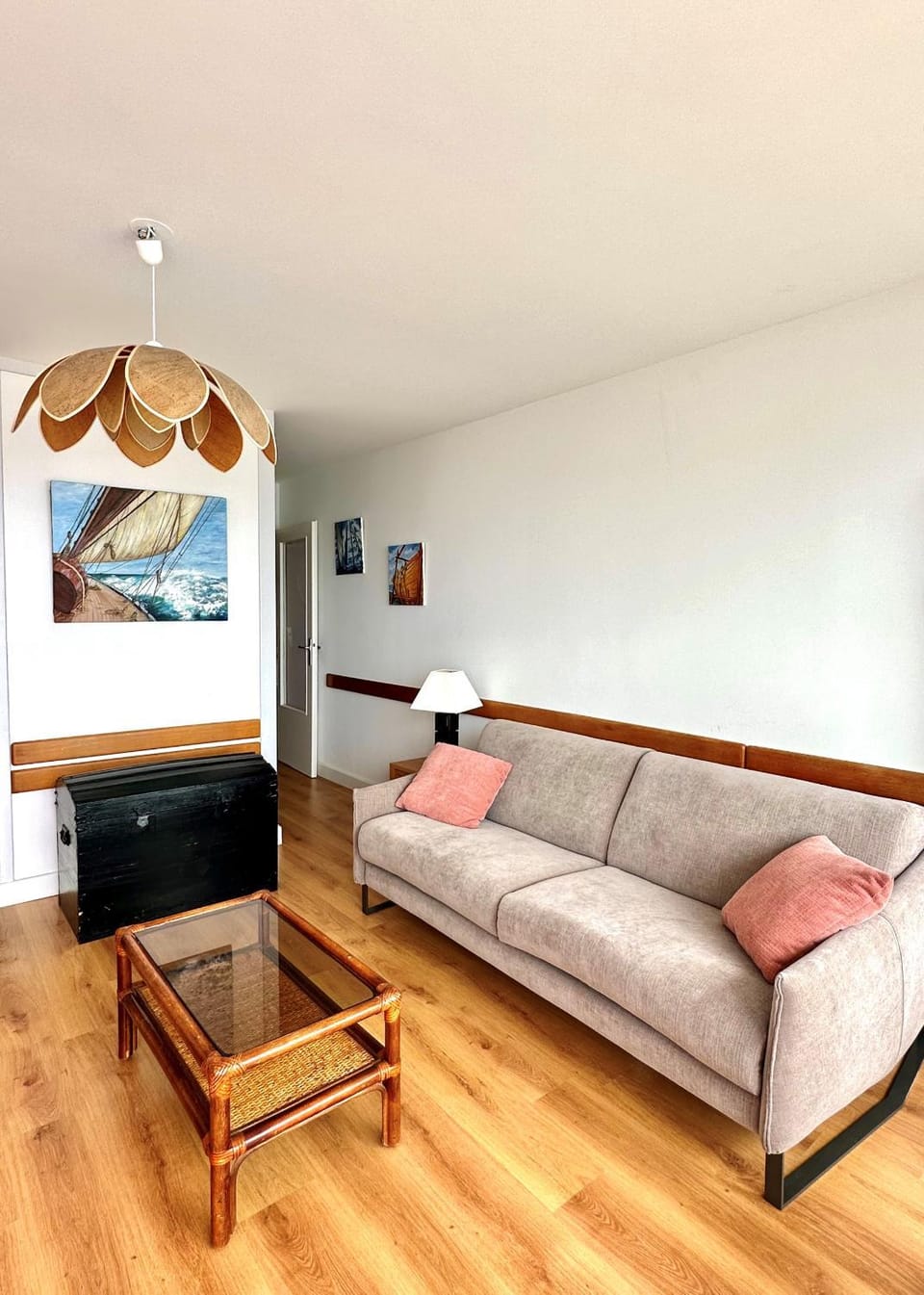 Communal lounge/ TV room, Living room