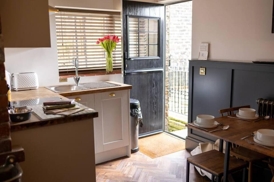 Unique Victorian stable conversion Halifax Apartment in Calderdale