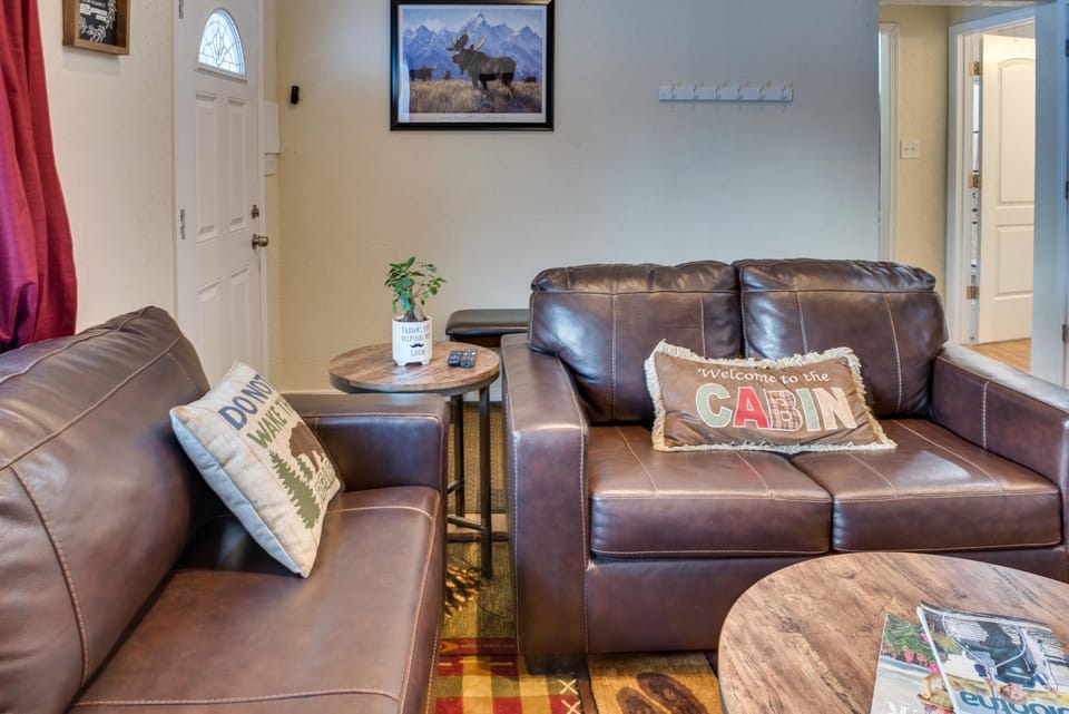 Soldotna Vacation Rental ~ 8 Mi to Kenai River! House in Alaska
