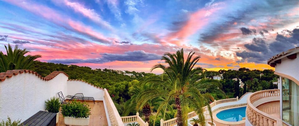 Natural landscape, Garden, Garden, Balcony/Terrace, Balcony/Terrace, Pool view, Sunset