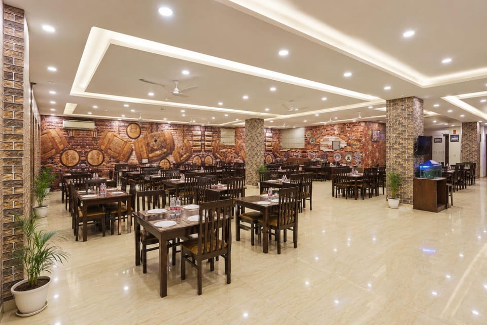 Restaurant/places to eat, Seating area