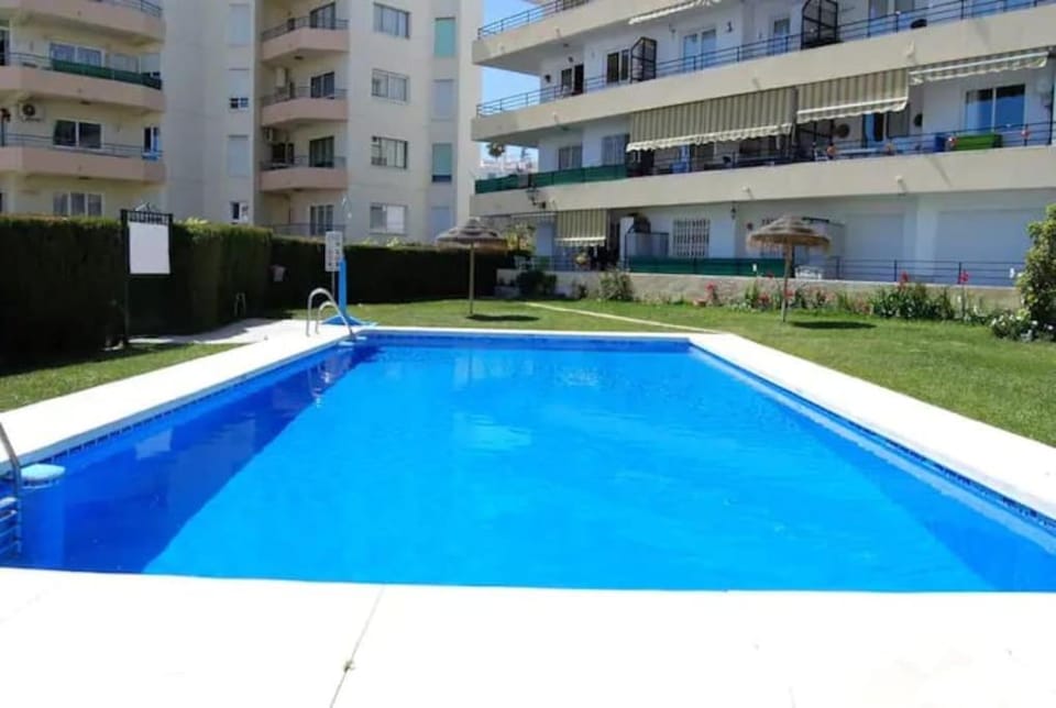 Piso precioso con vistas al mar. Apartment in Nerja
