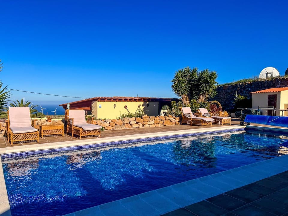 Sea view, Swimming pool