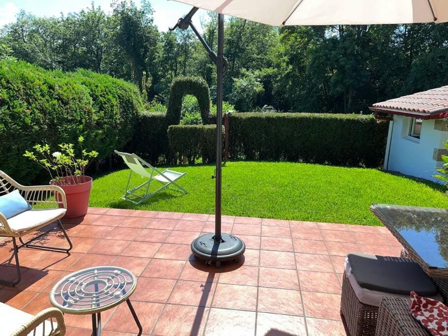 1km plage, agréable maison 6 pers classée 3* House in Hendaye