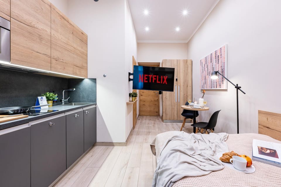 Bed, TV and multimedia