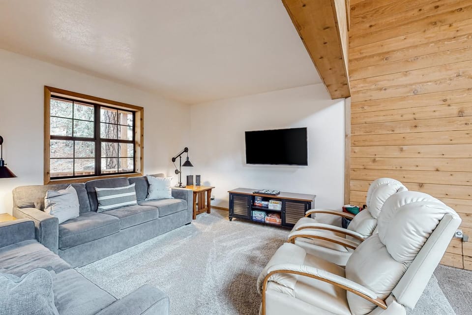 Idyllwild At Heart House in Idyllwild-Pine Cove