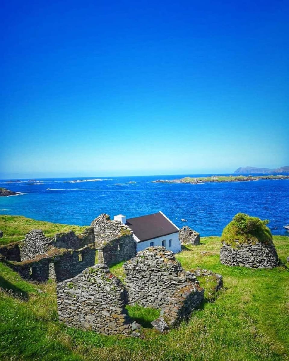 Nearby landmark, Day, Natural landscape, Landmark view, Sea view