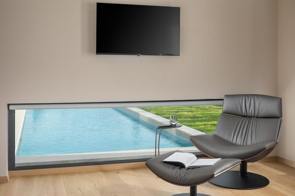 TV and multimedia, Pool view, Swimming pool