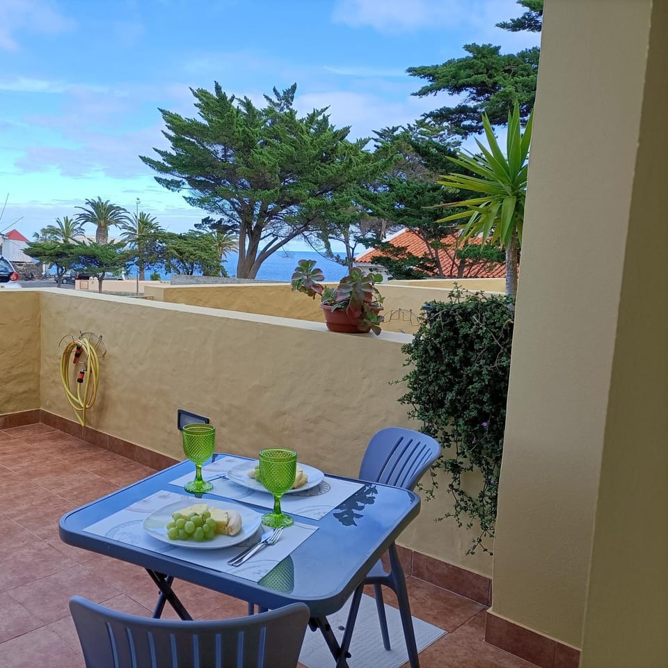 Patio, Balcony/Terrace