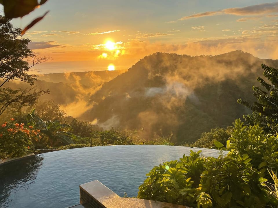 Mountain view, Sea view, Swimming pool