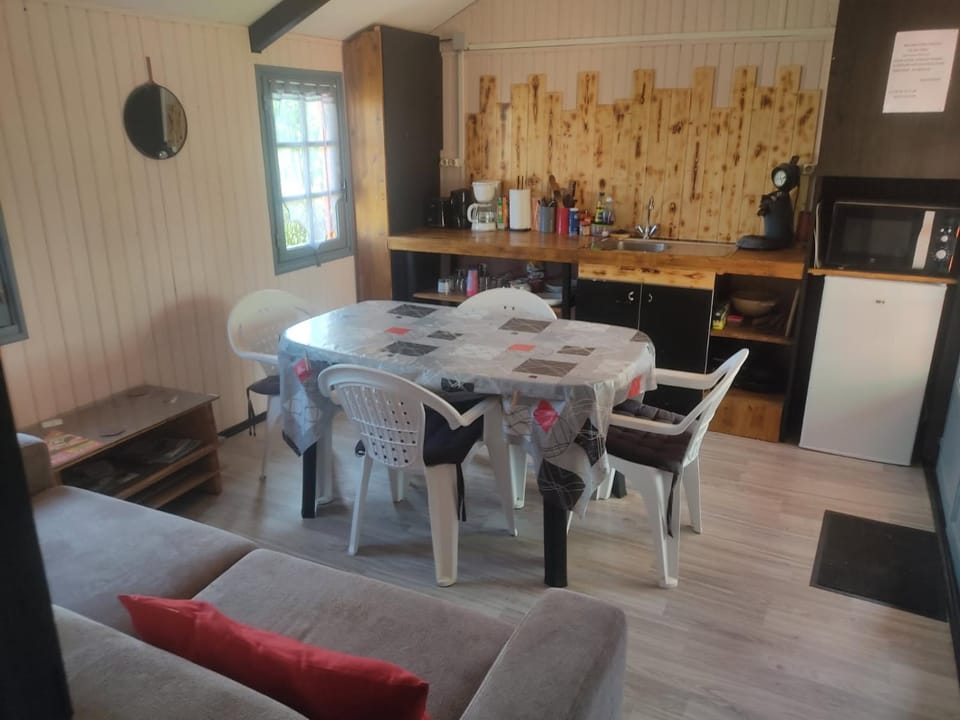 Chalet de l'amitié Chalet in Pays de la Loire