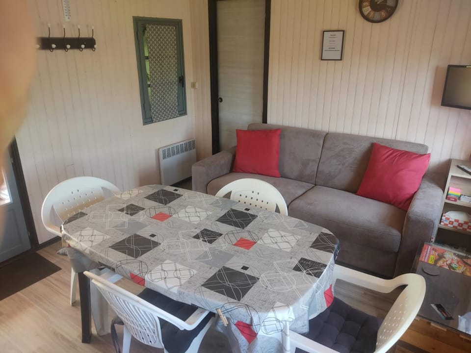 Chalet de l'amitié Chalet in Pays de la Loire