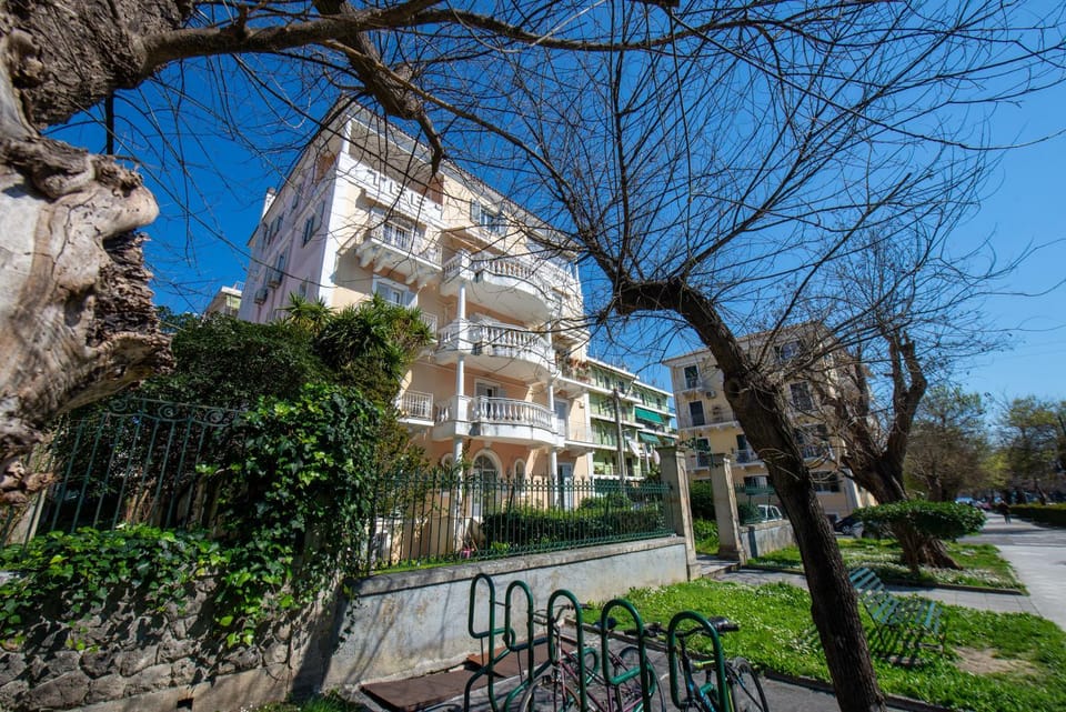 Property building, Facade/entrance, Neighbourhood