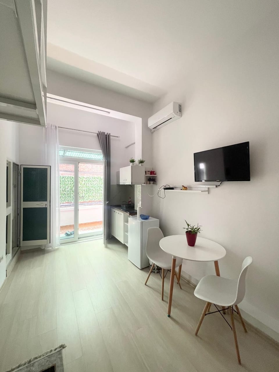 Comfy Studio APT close to Lake Park Apartment in Tirana