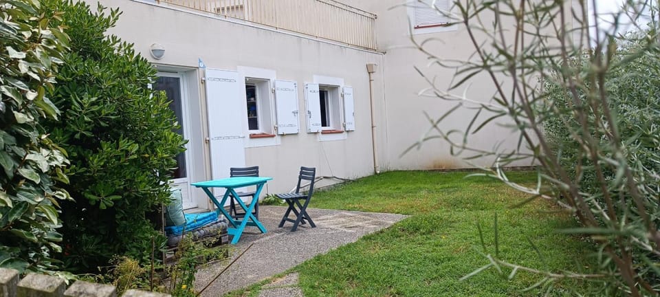 Patio, Garden, Garden view