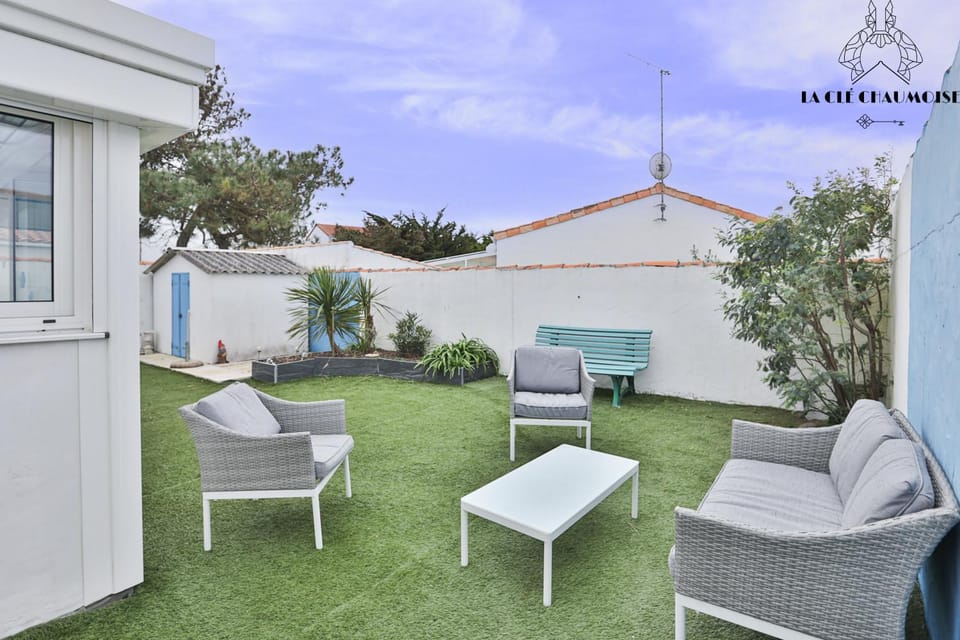 Patio, Garden, Garden view