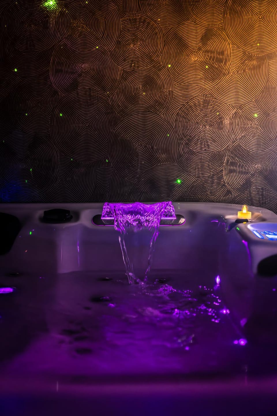 Hot Tub, Spa and wellness centre/facilities