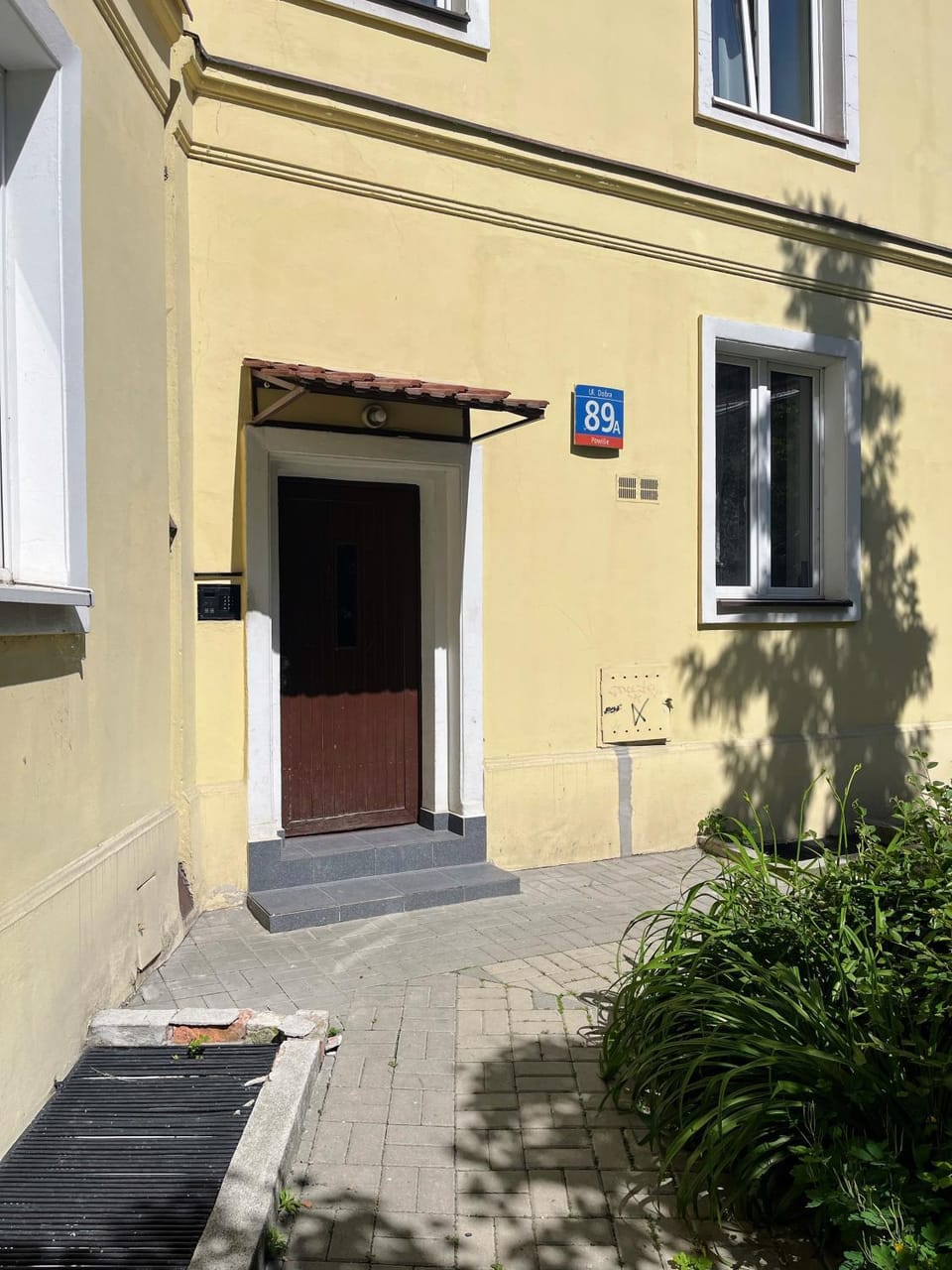Property building, Facade/entrance