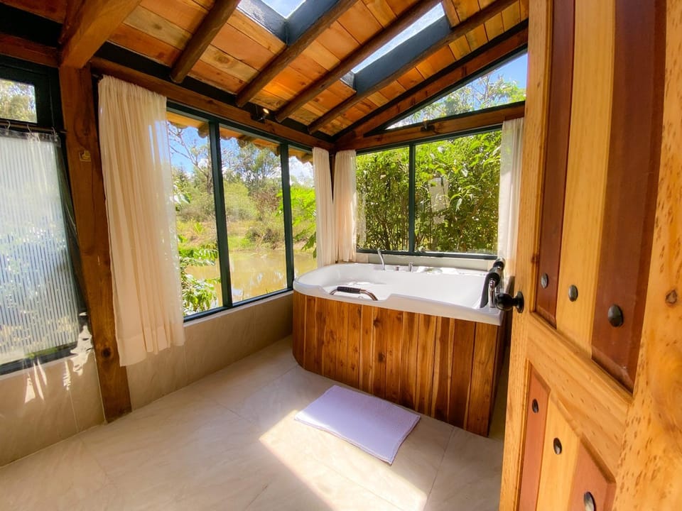 Natural landscape, Hot Tub, Bathroom, Bath