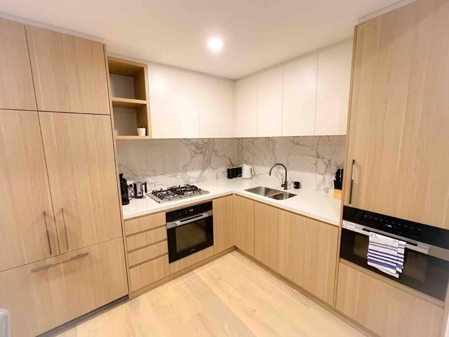 Moonee Ponds Living on Young - 205 Apartment in Melbourne