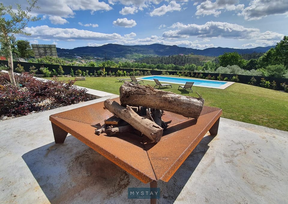 Mountain view, Swimming pool