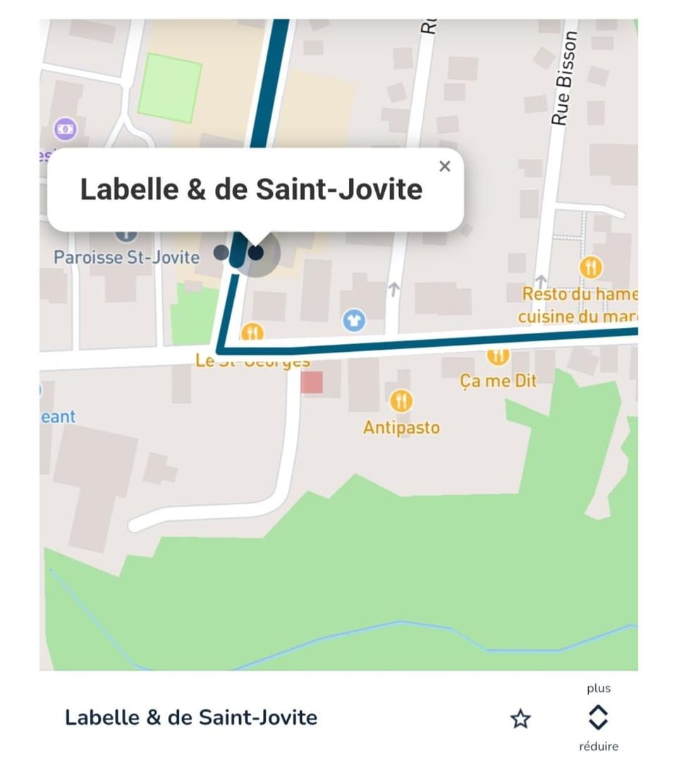 Downtown - FREE shuttle to Ski Resort - Ice Rink Apartment in Mont-Tremblant