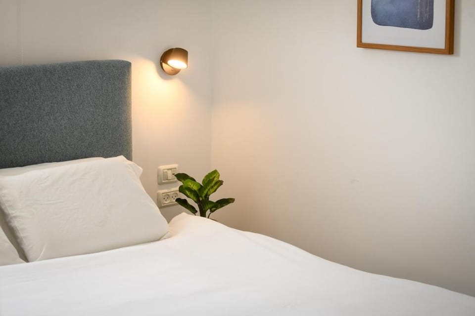 Ramat Hasharon Chic Peaceful Stay Apartment in Tel Aviv-Yafo