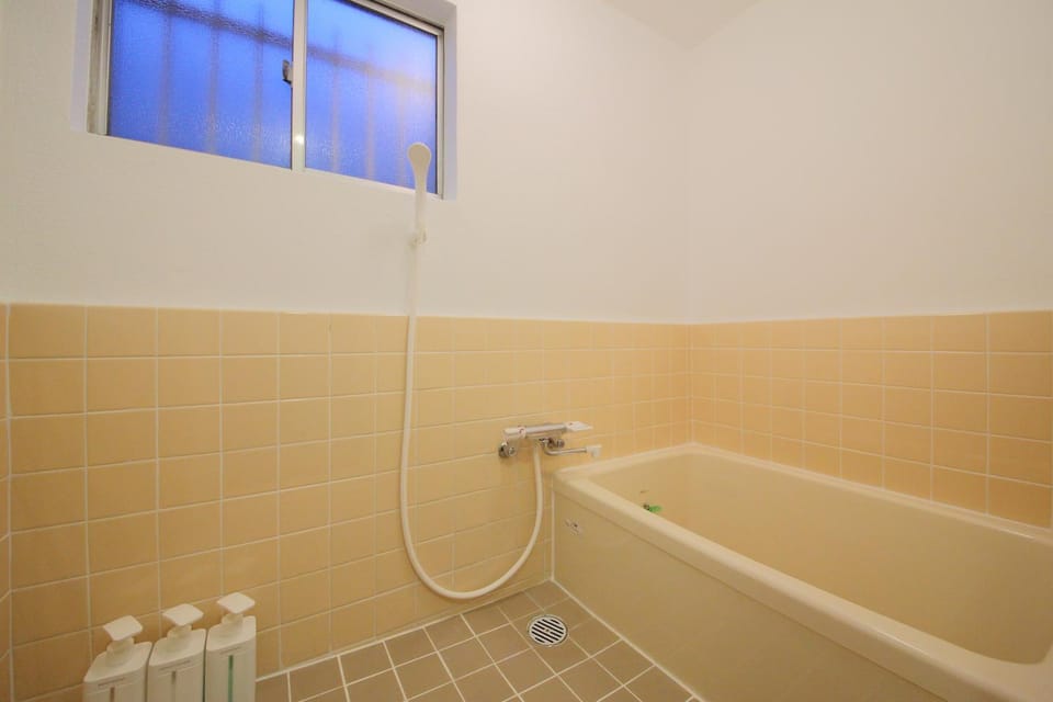 Bathroom, Bath
